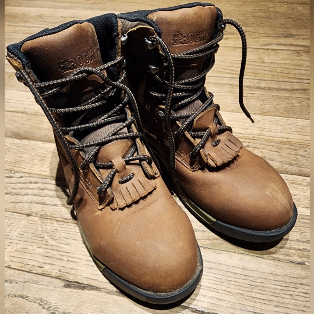 Rocky Aztec boots, women's size 8